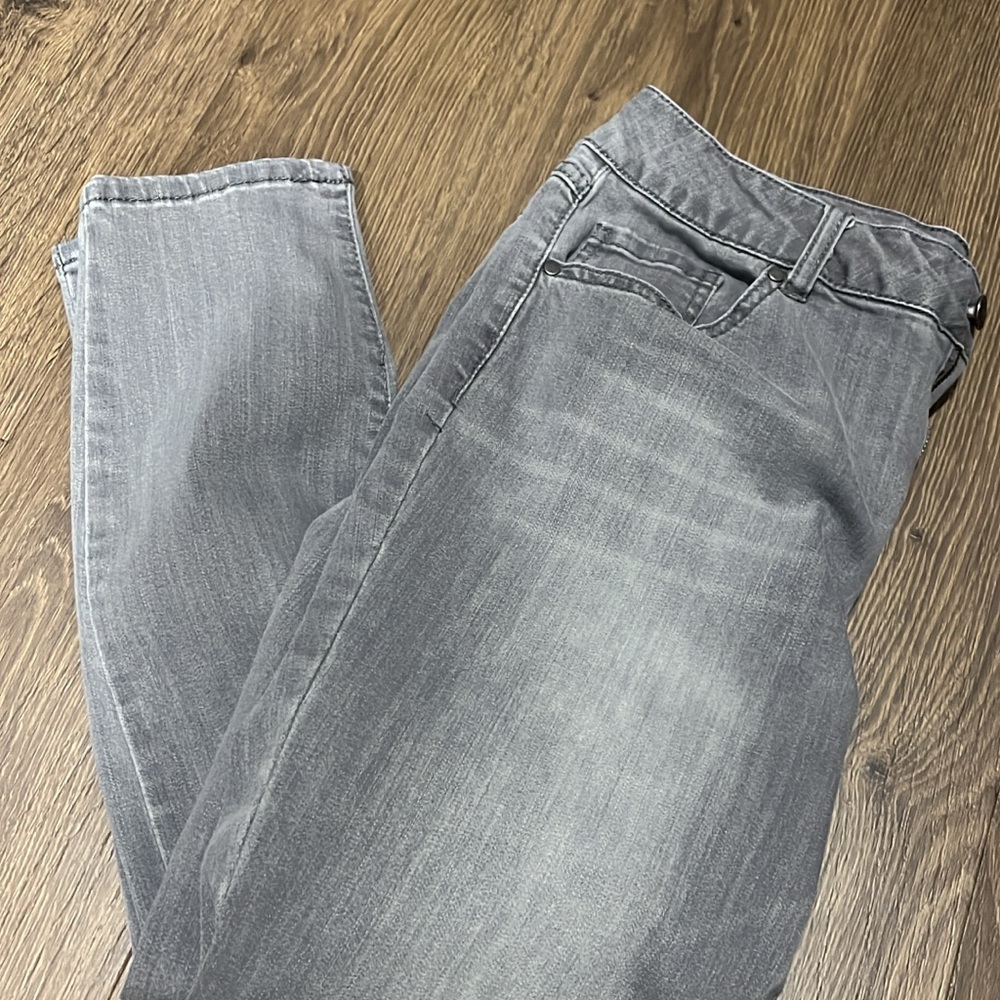Women's Gray Jeans